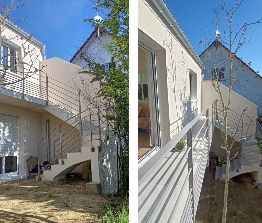 Vue du balcon et de l'escalier en béton. Garde-corps thermolaqué
